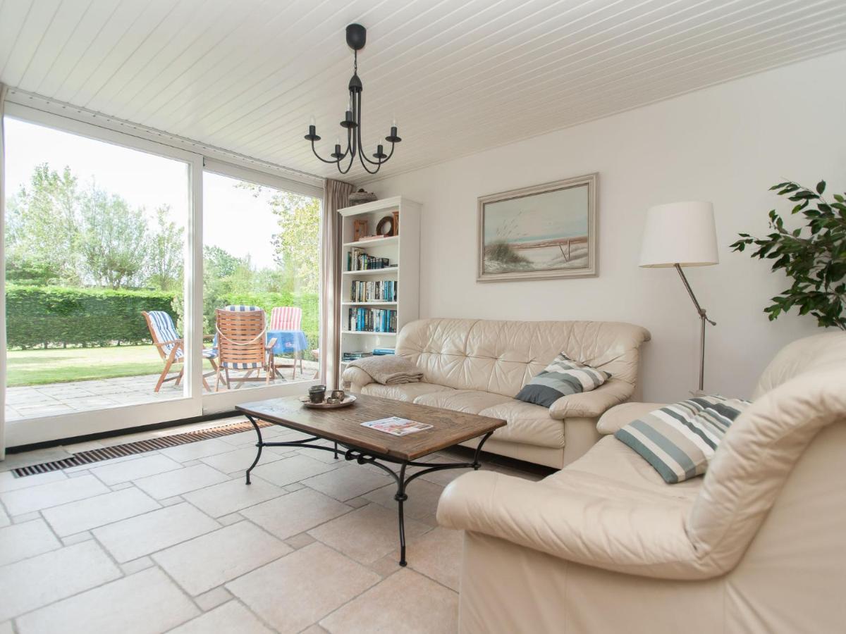 Cozy Holiday Home In Julianadorp With Garden Exterior foto