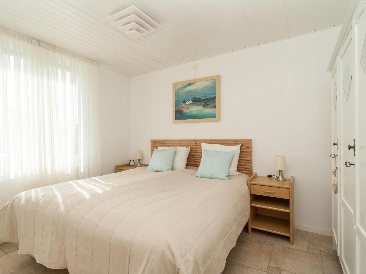 Cozy Holiday Home In Julianadorp With Garden Exterior foto